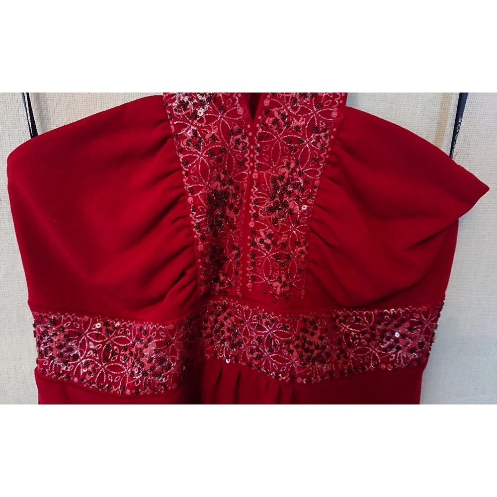 Women's/Junior's Red Shimmer Rampage Halter Top - Picture 5 of 7
